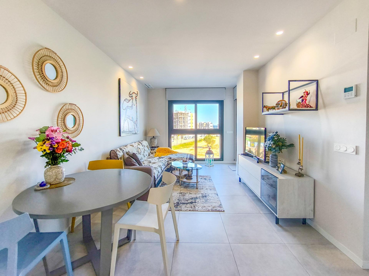 Se vende Apartamento Planta Media de 2 dormitorios en Costa Blanca, Alicante, España