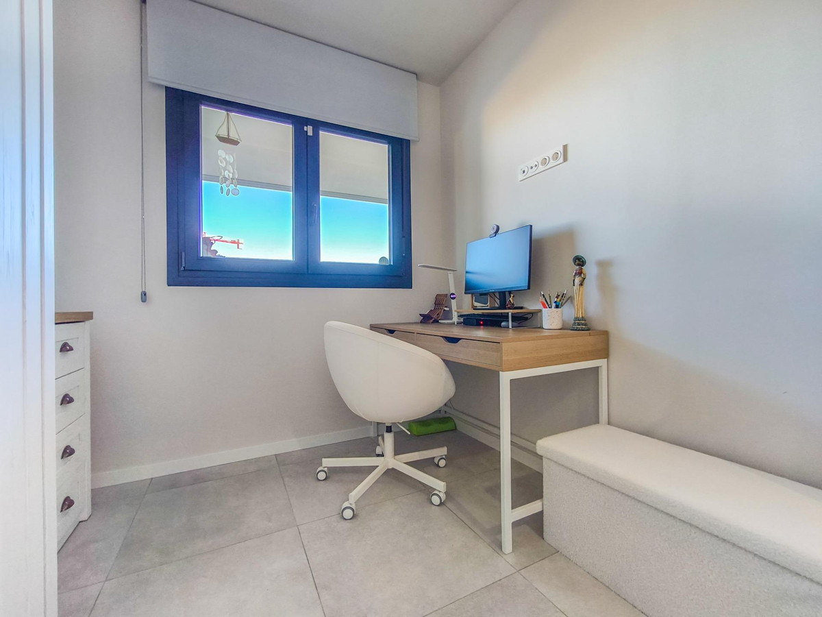 Se vende Apartamento Planta Media de 2 dormitorios en Costa Blanca, Alicante, España
