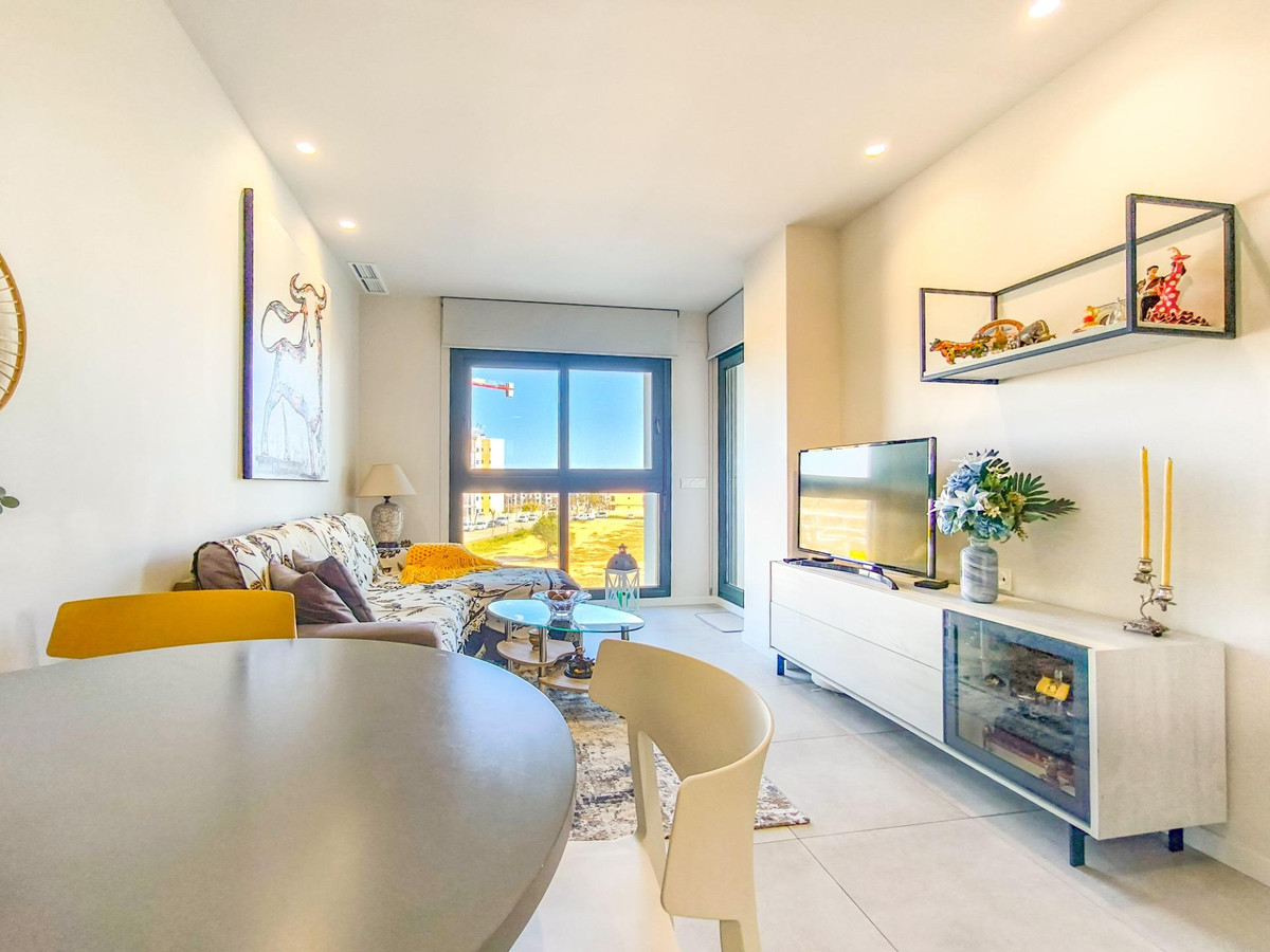 Se vende Apartamento Planta Media de 2 dormitorios en Costa Blanca, Alicante, España