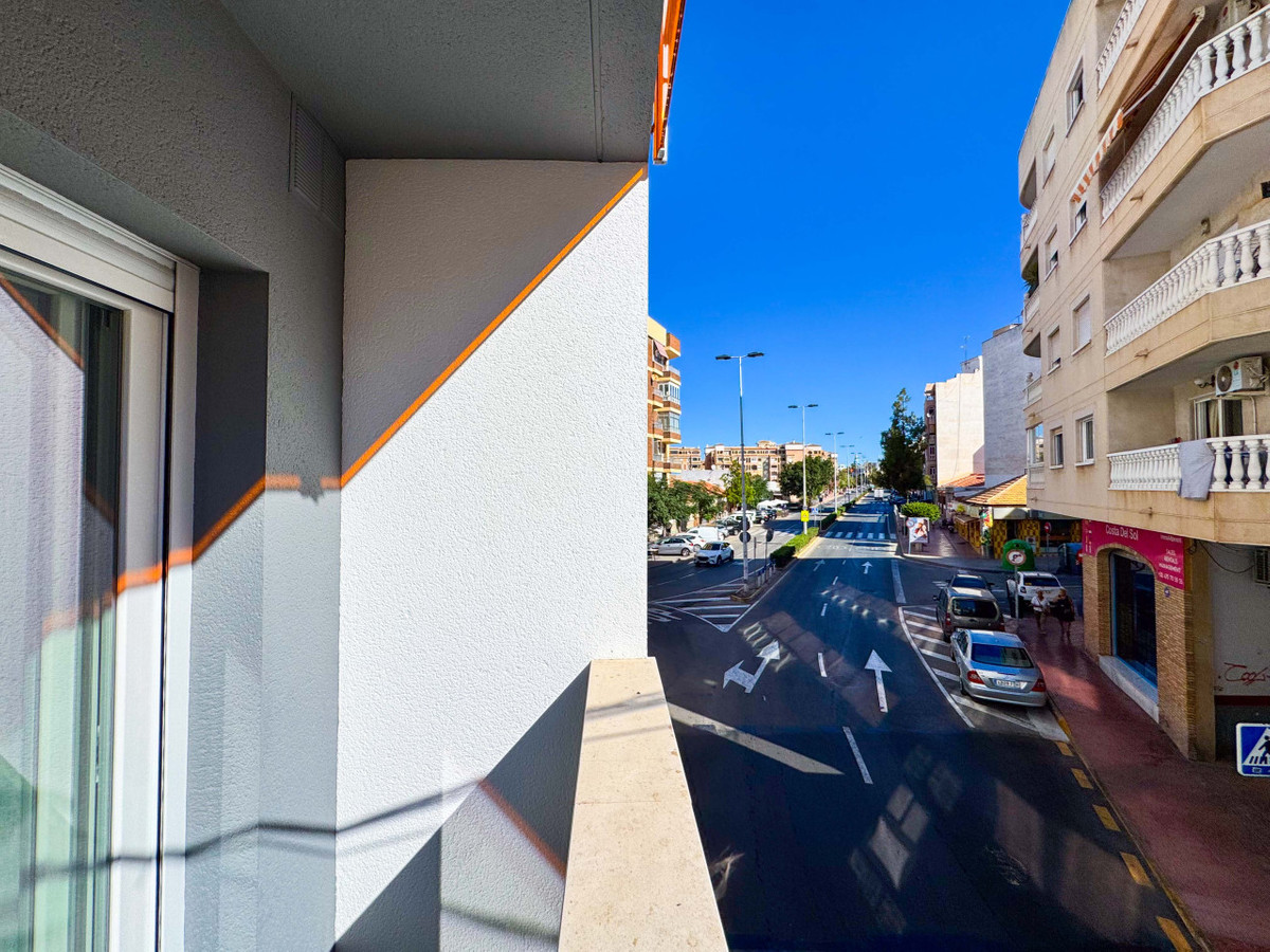 2 Bed Apartment for sale in Torrevieja Costa Blanca, Alicante, Spain