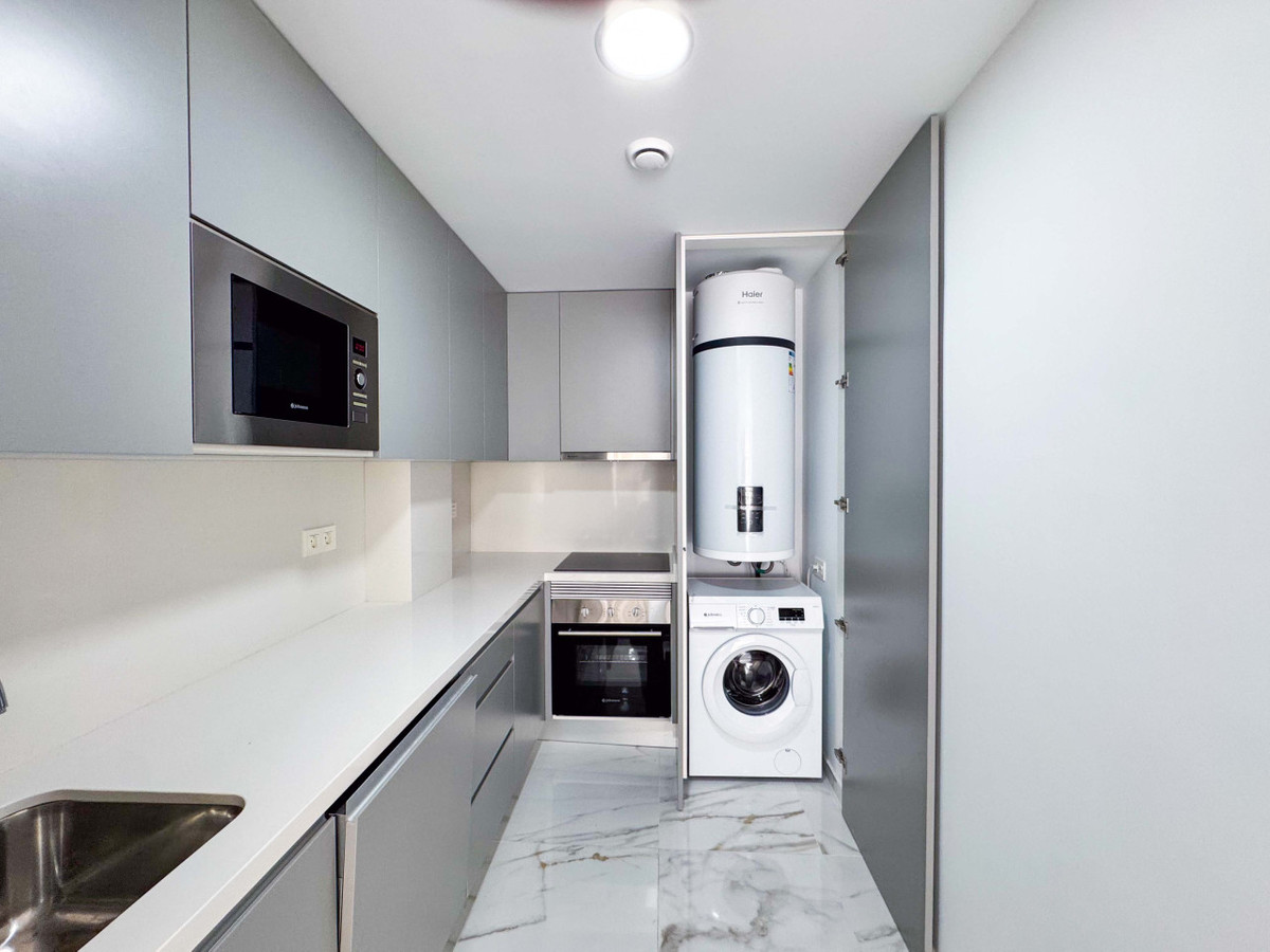 2 Bed Apartment for sale in Torrevieja Costa Blanca, Alicante, Spain