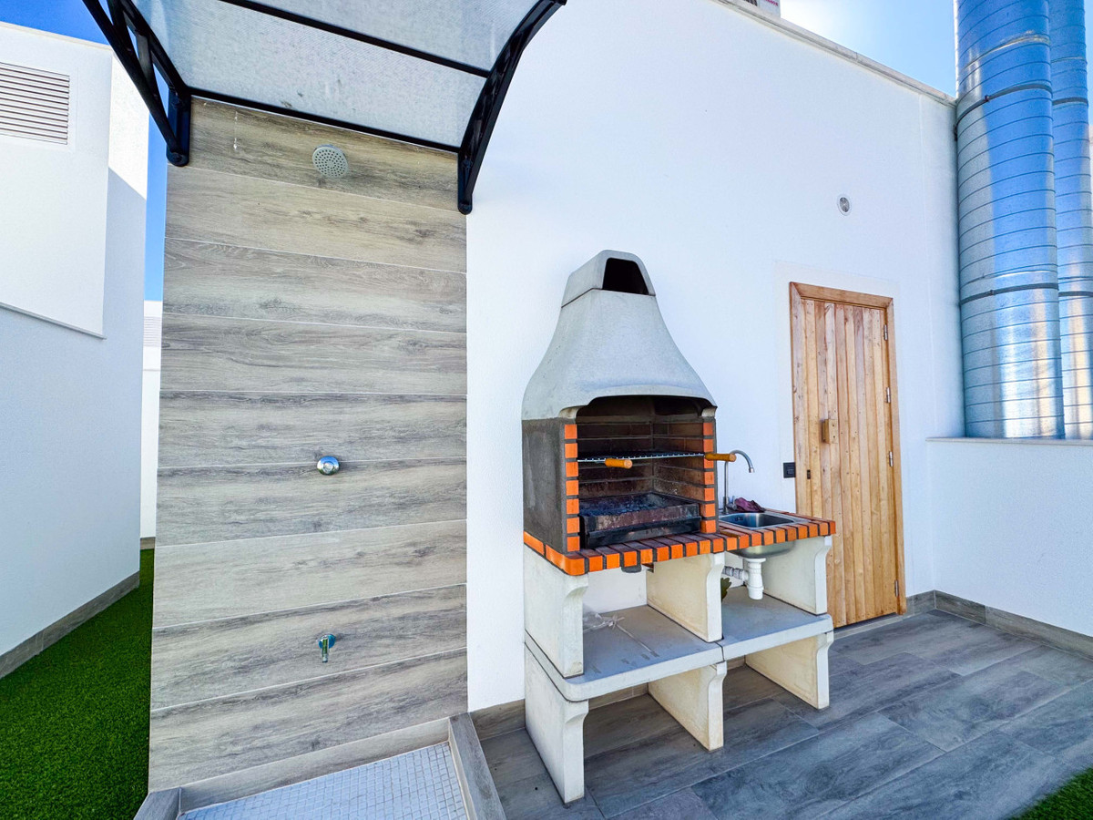 2 Bed Apartment for sale in Torrevieja Costa Blanca, Alicante, Spain