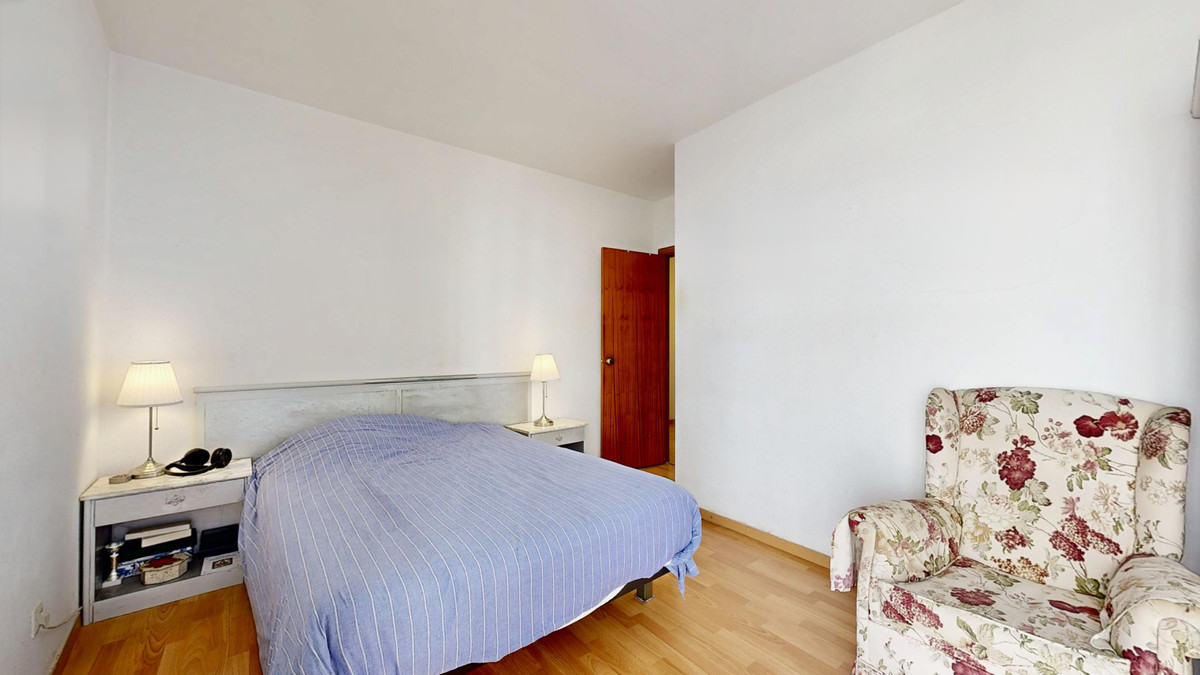 3 Bed Apartment for sale in Fuengirola Costa Del Sol, Málaga, Spain