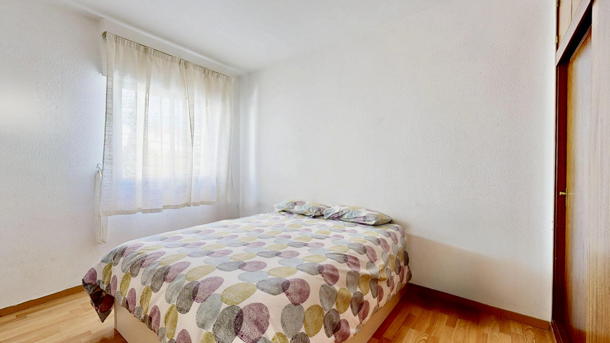 3 Bed Apartment for sale in Fuengirola Costa Del Sol, Málaga, Spain
