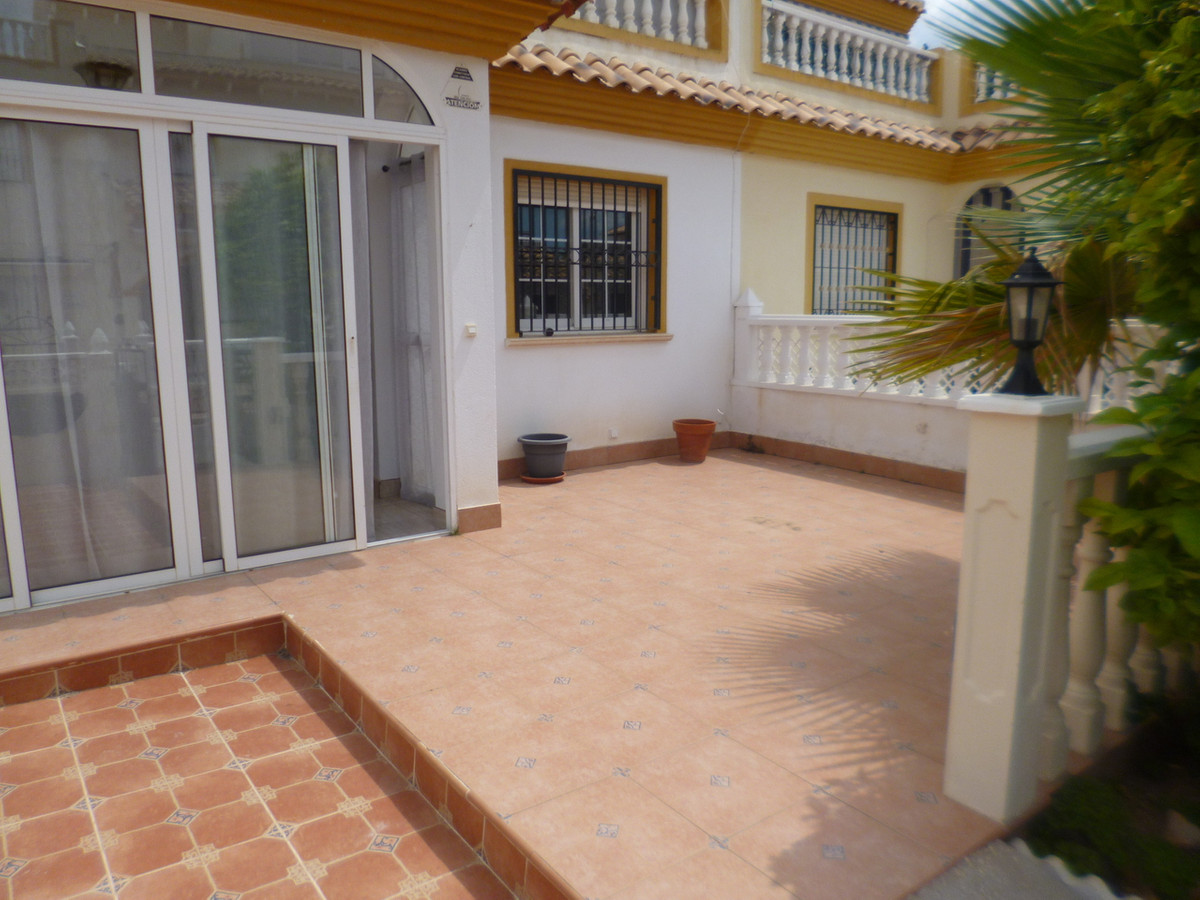 3 Bed Townhouse for sale in Playa Flamenca Costa Blanca, Alicante, Spain