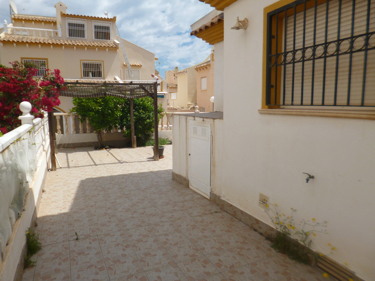3 Bed Townhouse for sale in Playa Flamenca Costa Blanca, Alicante, Spain