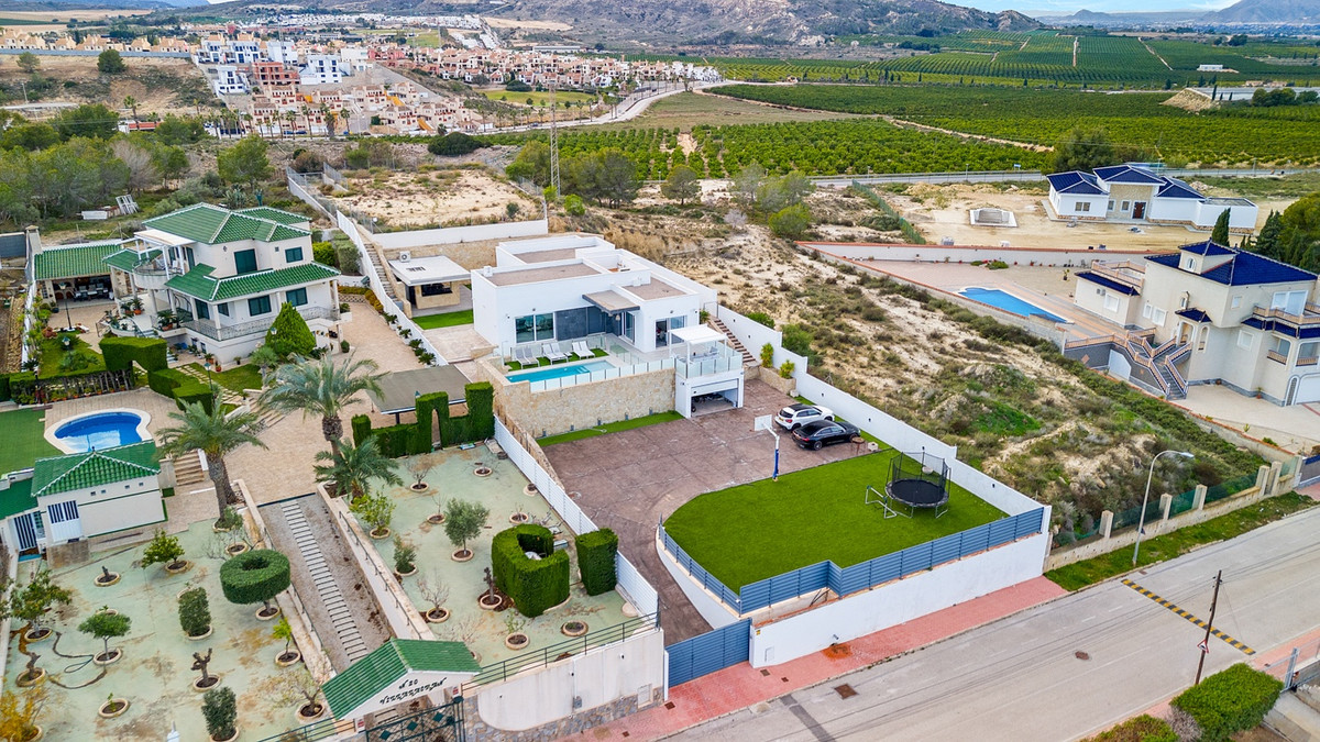 4 Bed Townhouse for sale in Algorfa Costa Blanca, Alicante, Spain