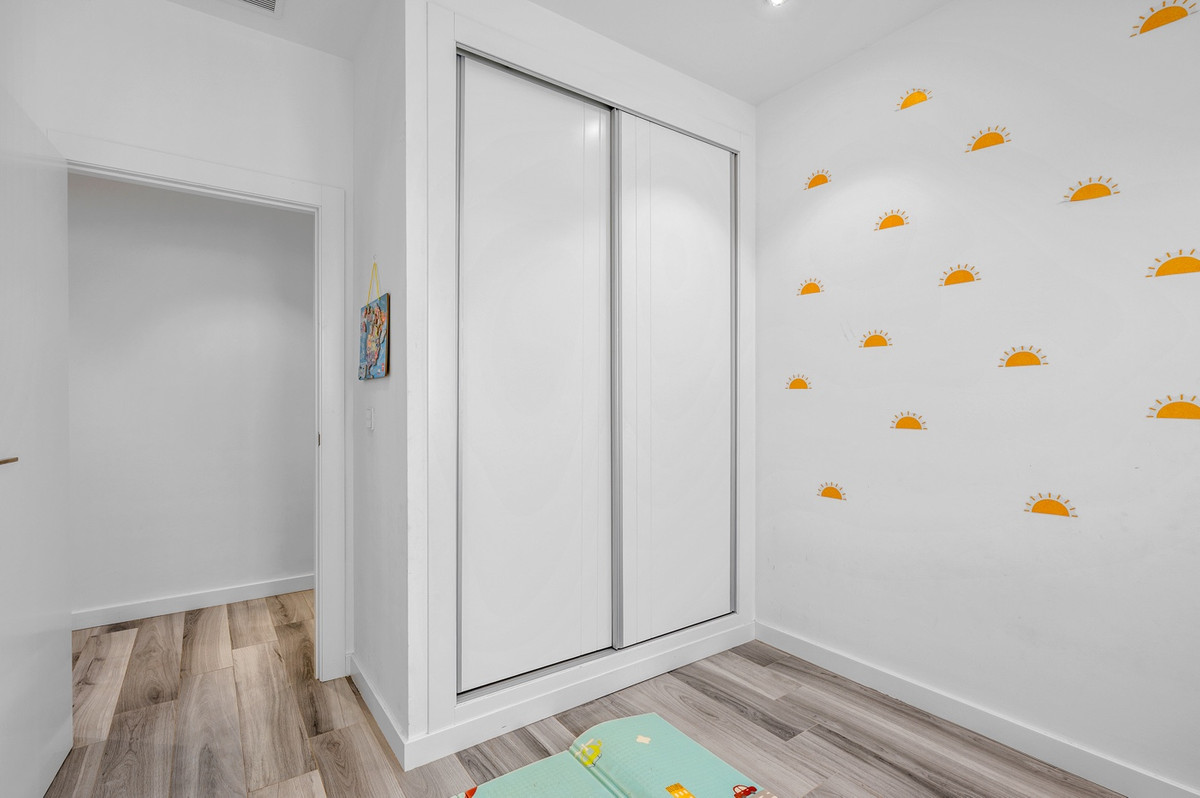4 Bed Townhouse for sale in Algorfa Costa Blanca, Alicante, Spain