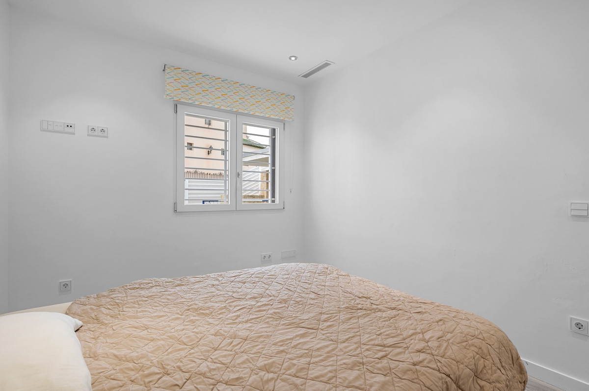4 Bed Townhouse for sale in Algorfa Costa Blanca, Alicante, Spain
