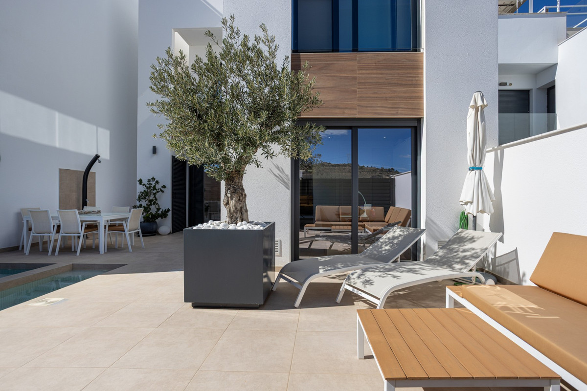 3 Bed Townhouse for sale in Benijofar Costa Blanca, Alicante, Spain