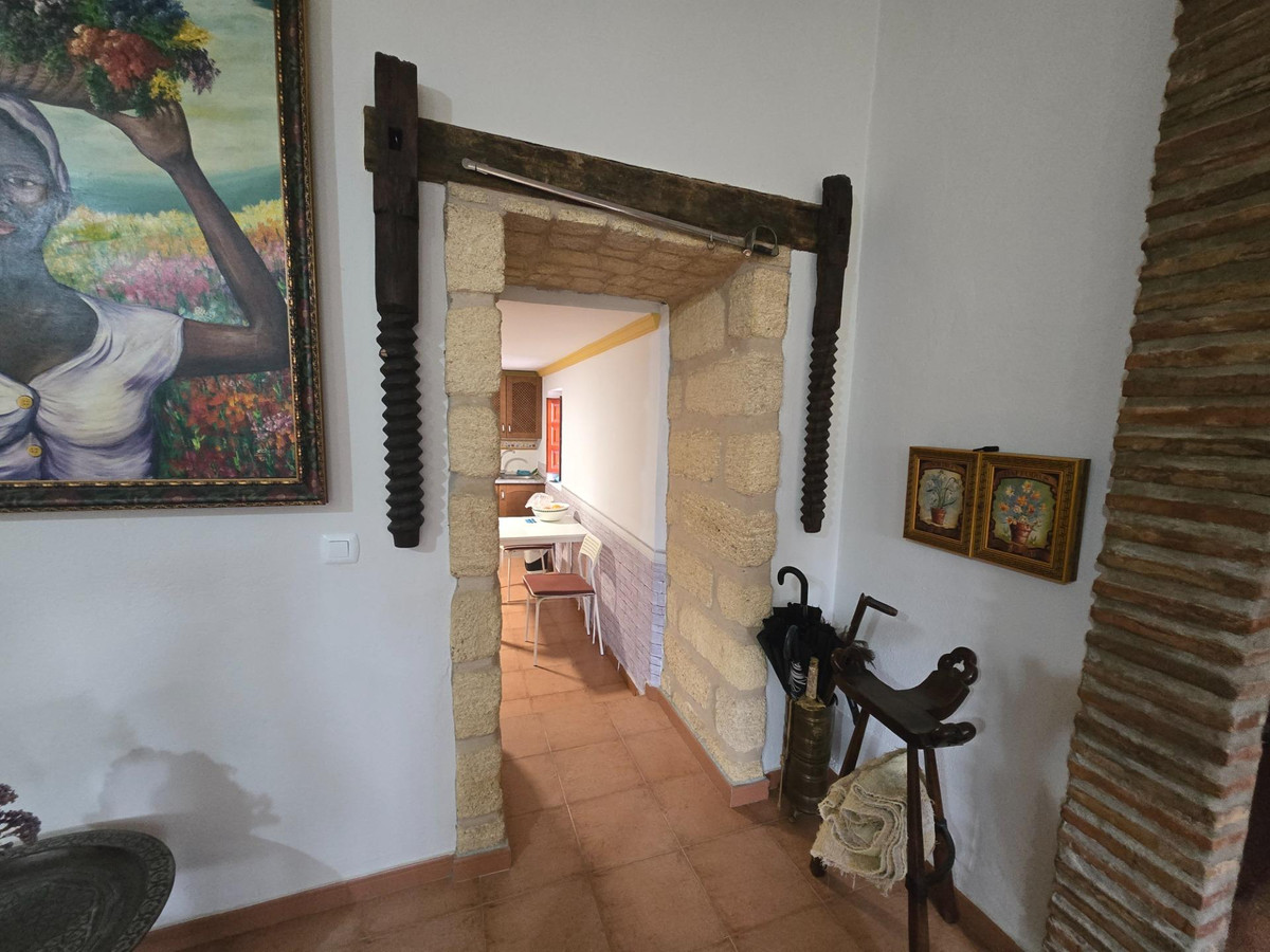 5 Bed Townhouse for sale in Cártama Costa Del Sol, Málaga, Spain