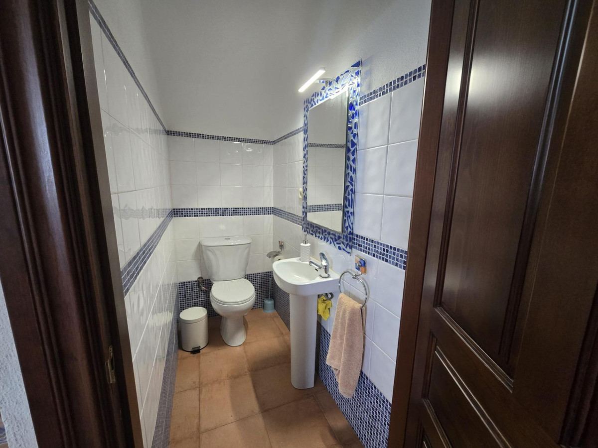 5 Bed Townhouse for sale in Cártama Costa Del Sol, Málaga, Spain