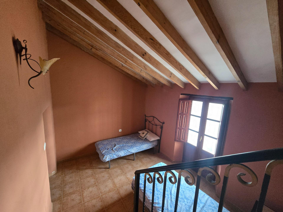 5 Bed Townhouse for sale in Cártama Costa Del Sol, Málaga, Spain