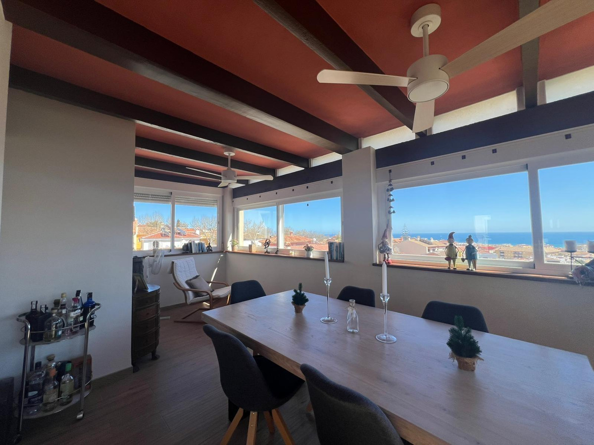 4 Bed Apartment for sale in Arroyo De La Miel Costa Del Sol, Málaga, Spain