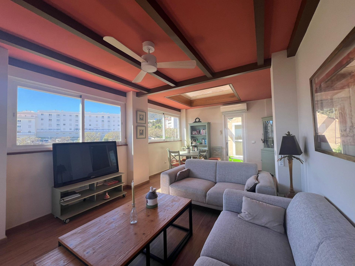 4 Bed Apartment for sale in Arroyo De La Miel Costa Del Sol, Málaga, Spain