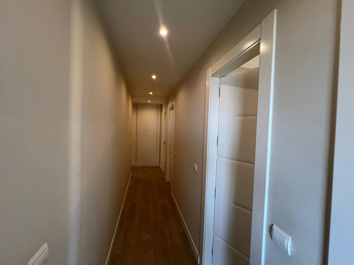 4 Bed Apartment for sale in Arroyo De La Miel Costa Del Sol, Málaga, Spain