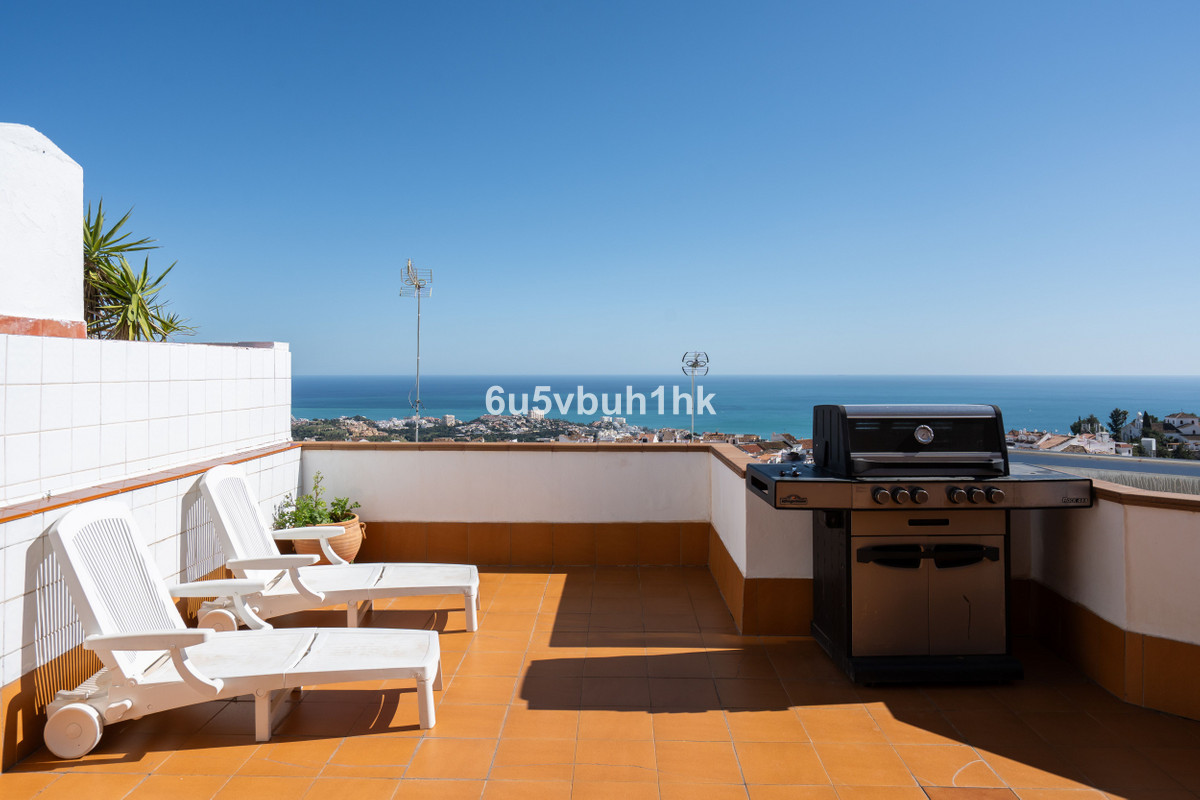 4 Bed Townhouse for sale in Benalmadena Pueblo Costa Del Sol, Málaga, Spain