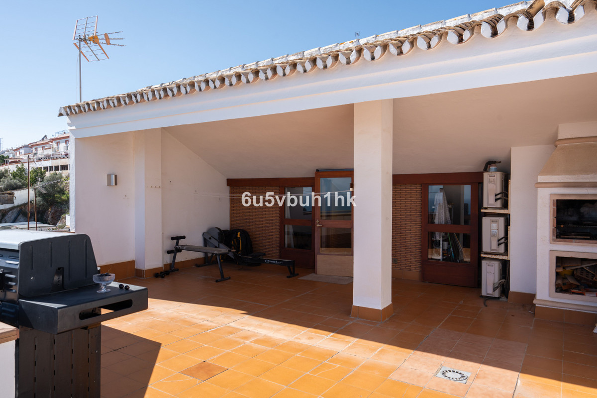 4 Bed Townhouse for sale in Benalmadena Pueblo Costa Del Sol, Málaga, Spain