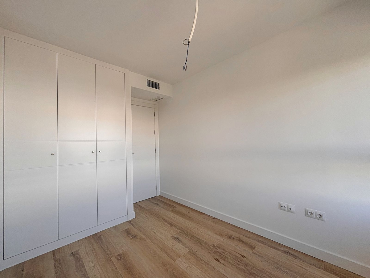Se vende Apartamento Planta Media de 3 dormitorios en Costa Del Sol, Málaga, España