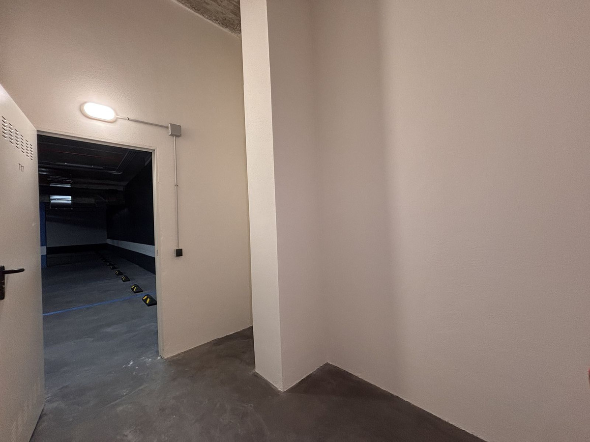 Se vende Apartamento Planta Media de 3 dormitorios en Costa Del Sol, Málaga, España