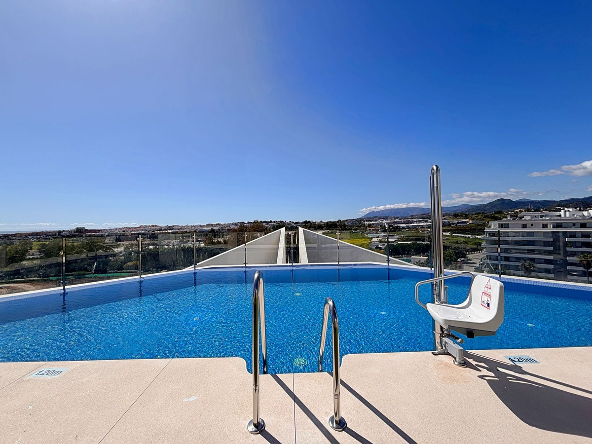 Se vende Apartamento Planta Media de 3 dormitorios en Costa Del Sol, Málaga, España