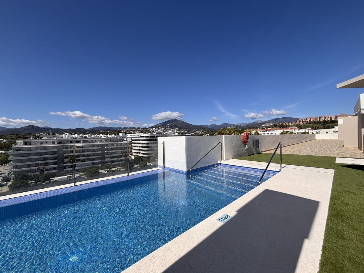 Se vende Apartamento Planta Media de 3 dormitorios en Costa Del Sol, Málaga, España