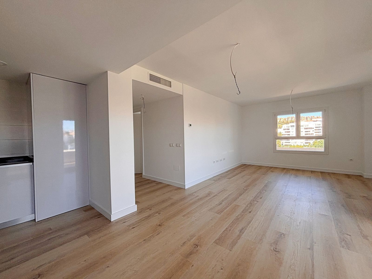 Se vende Apartamento Planta Media de 3 dormitorios en Costa Del Sol, Málaga, España