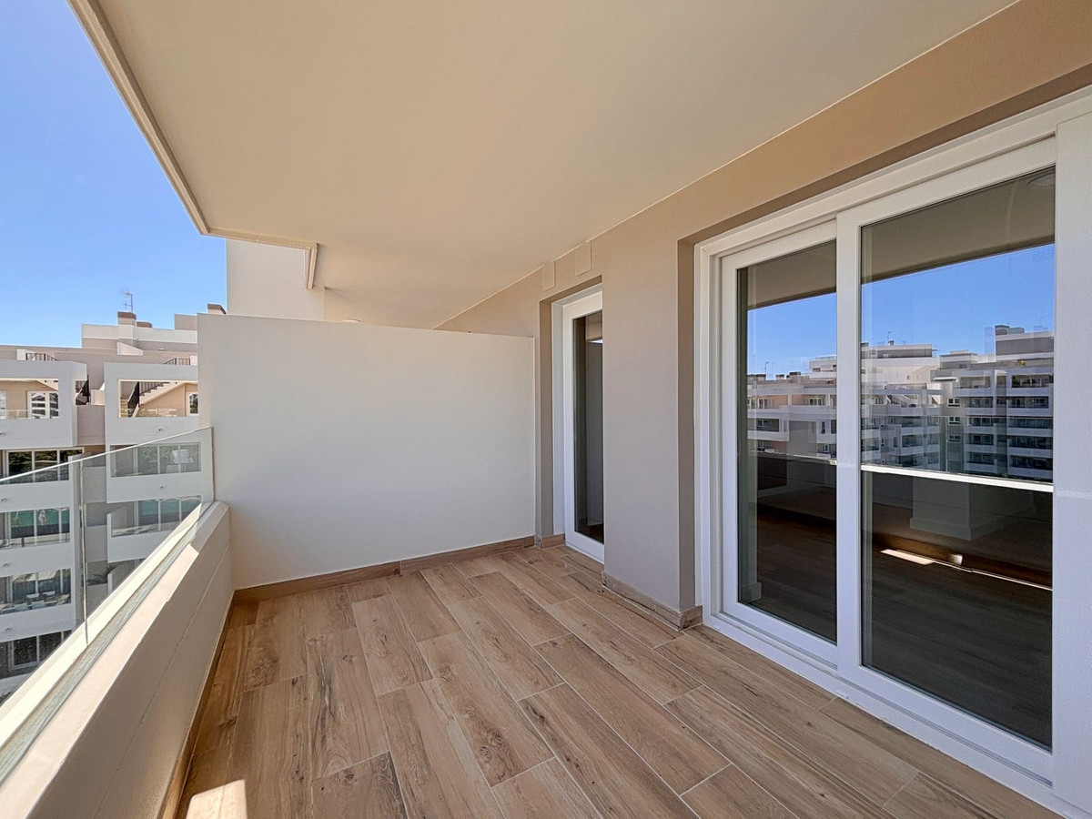 Se vende Apartamento Planta Media de 3 dormitorios en Costa Del Sol, Málaga, España