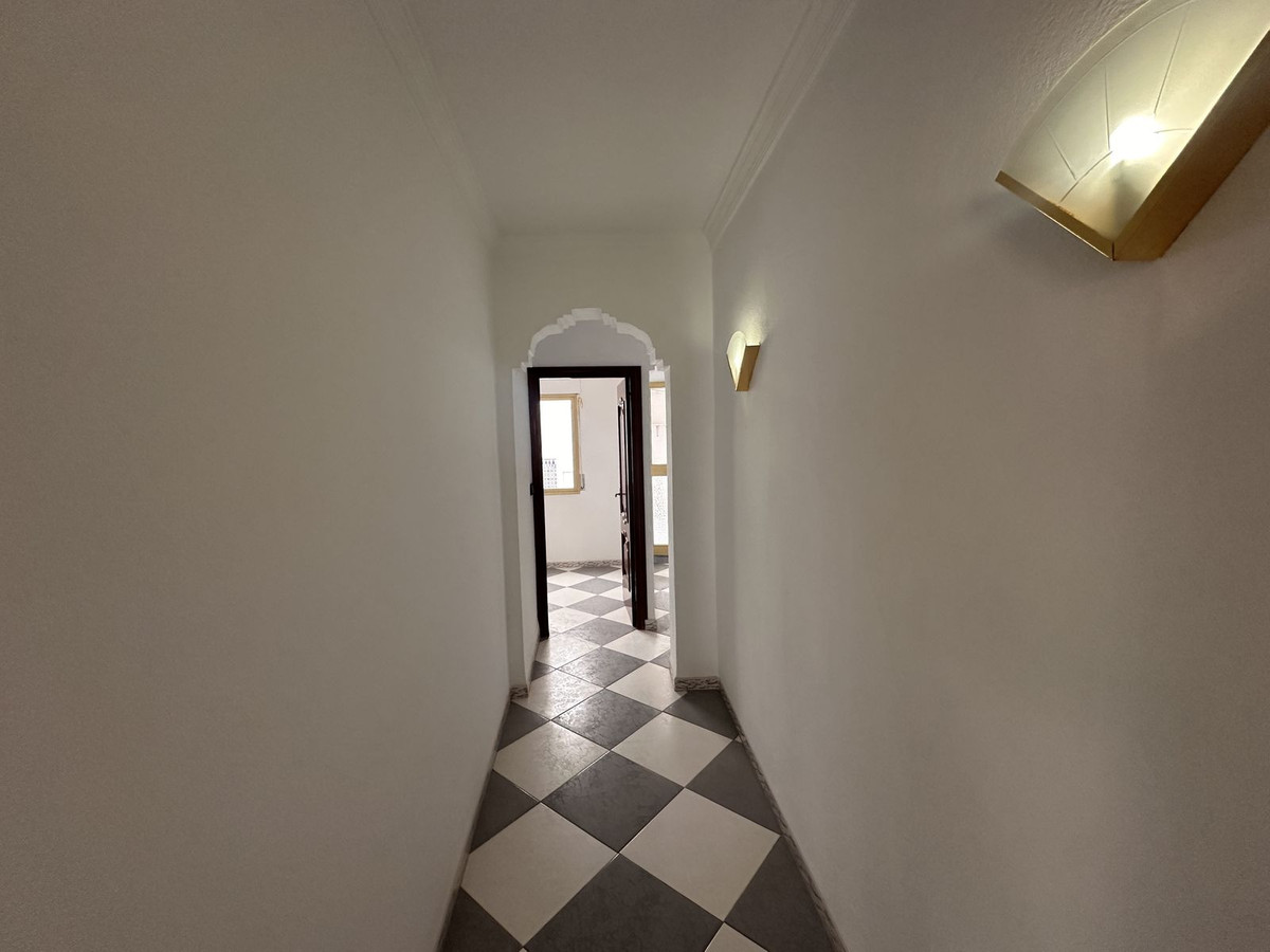 4 Bed Apartment for sale in Alhaurín El Grande Costa Del Sol, Málaga, Spain