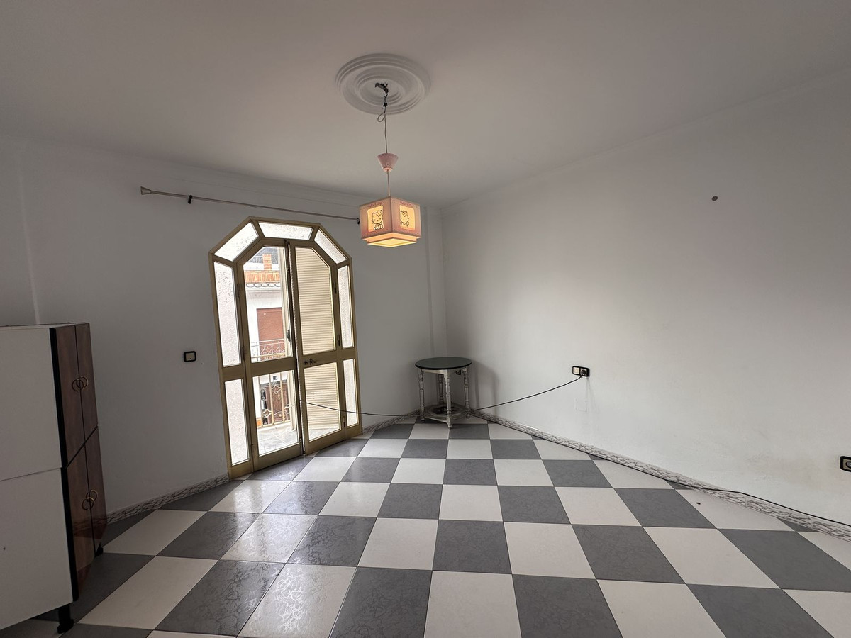 4 Bed Apartment for sale in Alhaurín El Grande Costa Del Sol, Málaga, Spain