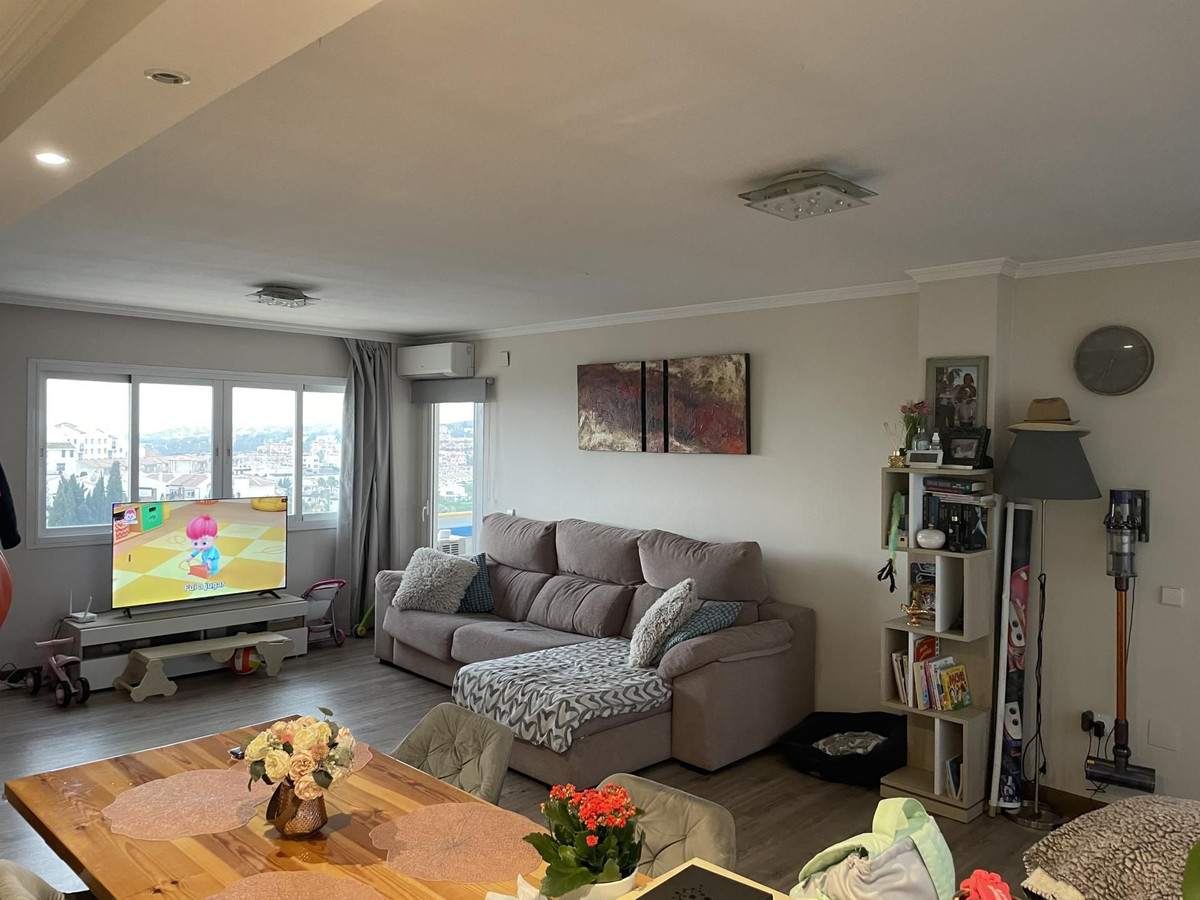 Se vende Apartamento Planta Media de 2 dormitorios en Costa Del Sol, Málaga, España