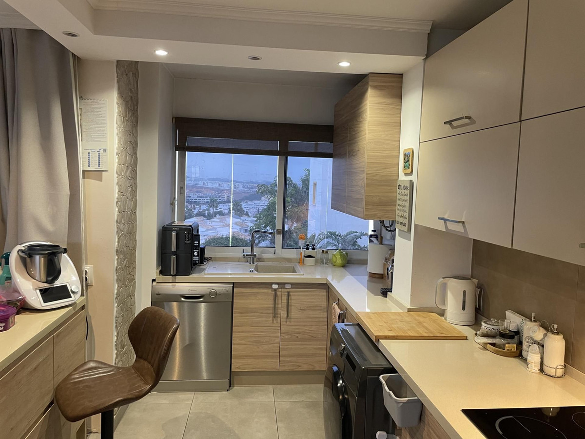 Se vende Apartamento Planta Media de 2 dormitorios en Costa Del Sol, Málaga, España