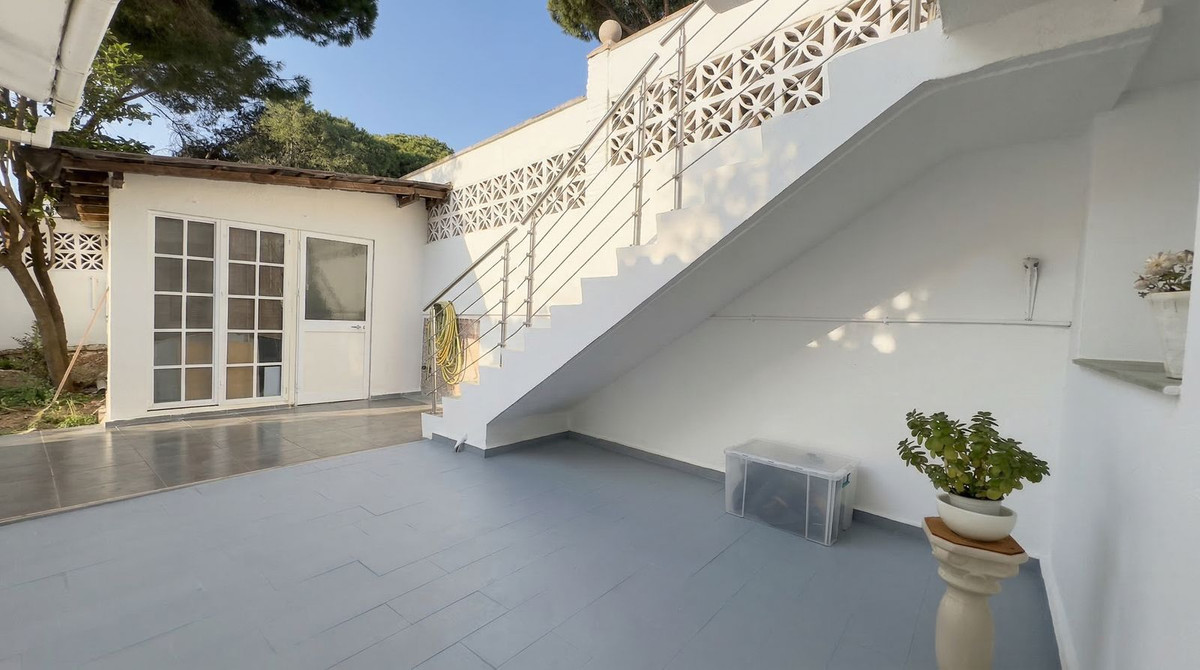 3 Bed Townhouse for sale in Calahonda Costa Del Sol, Málaga, Spain