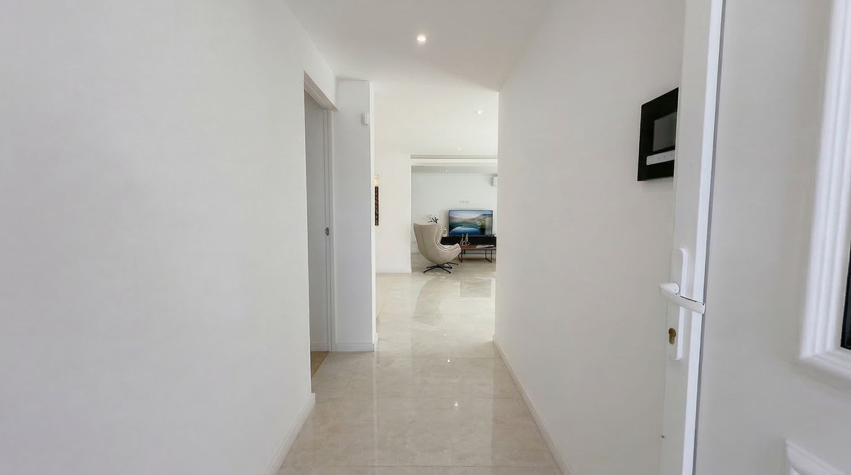 3 Bed Townhouse for sale in Calahonda Costa Del Sol, Málaga, Spain