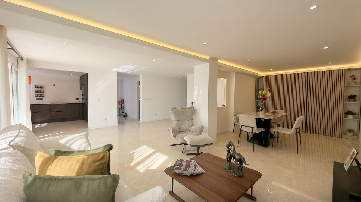 3 Bed Townhouse for sale in Calahonda Costa Del Sol, Málaga, Spain