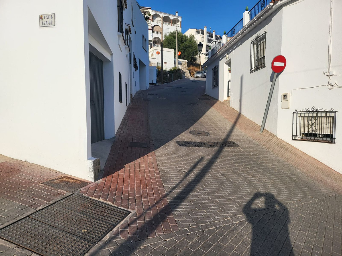 Se vende Terreno Urbano  en Costa Del Sol, Málaga, España