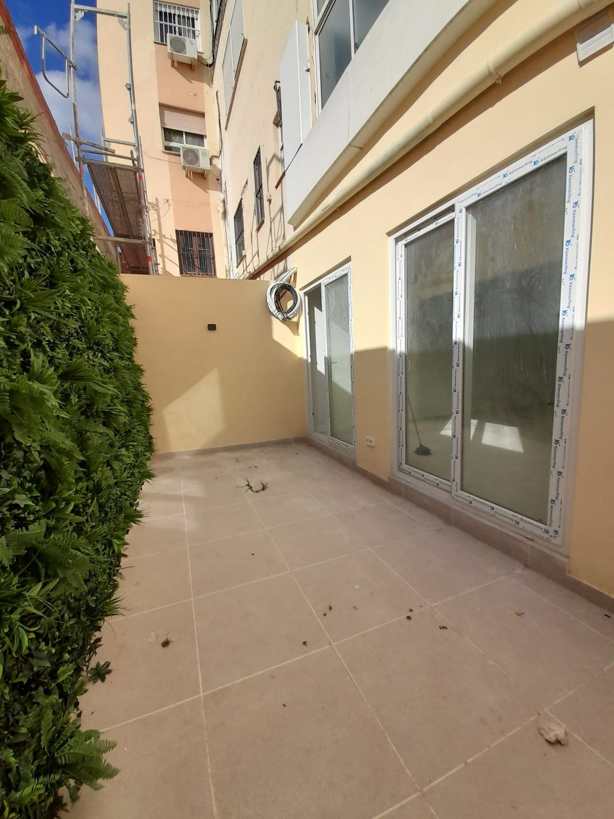 Se vende Apartamento Planta Baja de 3 dormitorios en Costa Del Sol, Málaga, España
