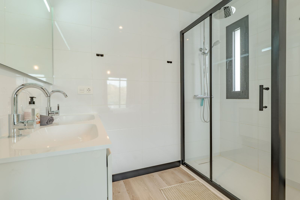 3 Bed Apartment for sale in Mijas Costa Del Sol, Málaga, Spain