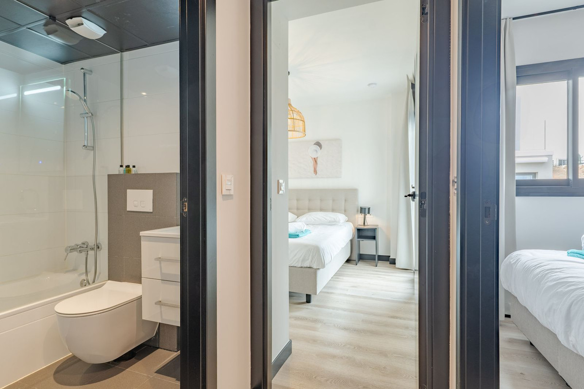 3 Bed Apartment for sale in Mijas Costa Del Sol, Málaga, Spain
