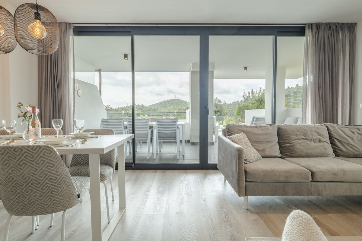 3 Bed Apartment for sale in Mijas Costa Del Sol, Málaga, Spain