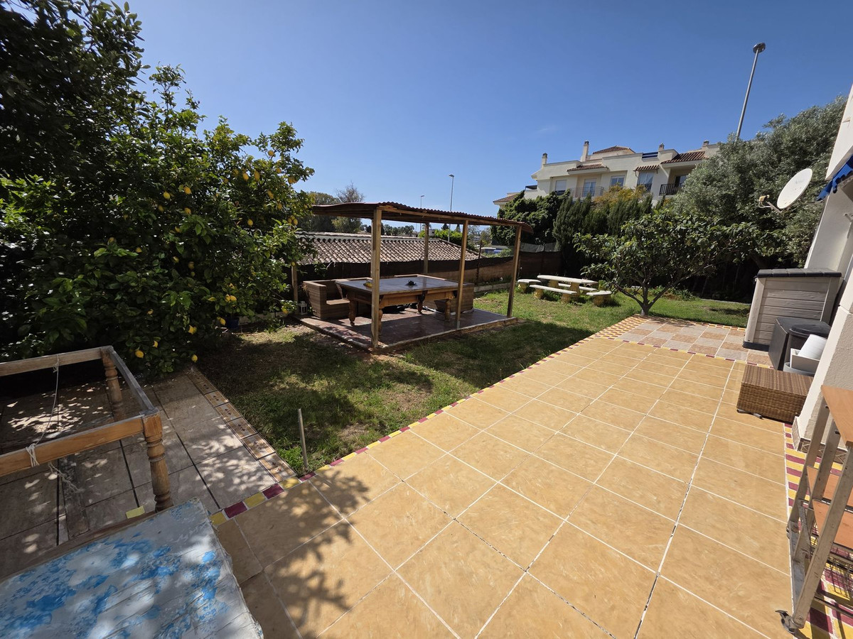 Se vende Apartamento Planta Baja de 3 dormitorios en Costa Del Sol, Málaga, España