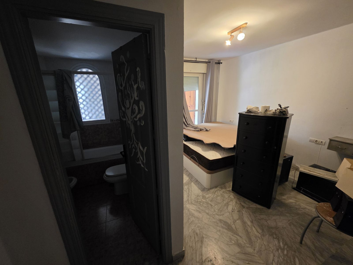 Se vende Apartamento Planta Baja de 3 dormitorios en Costa Del Sol, Málaga, España