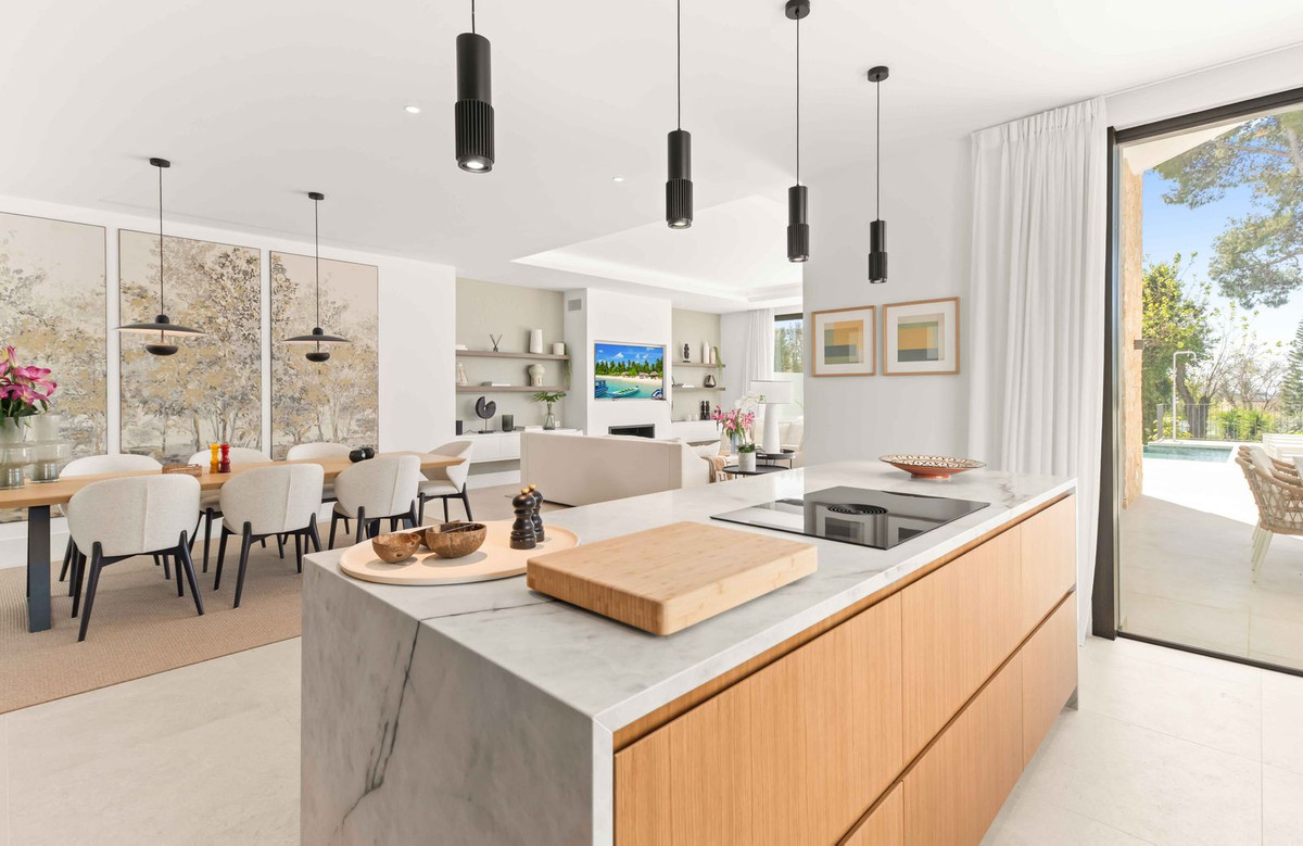 Se vende Villa - Chalet de 5 dormitorios en Costa Del Sol, Málaga, España
