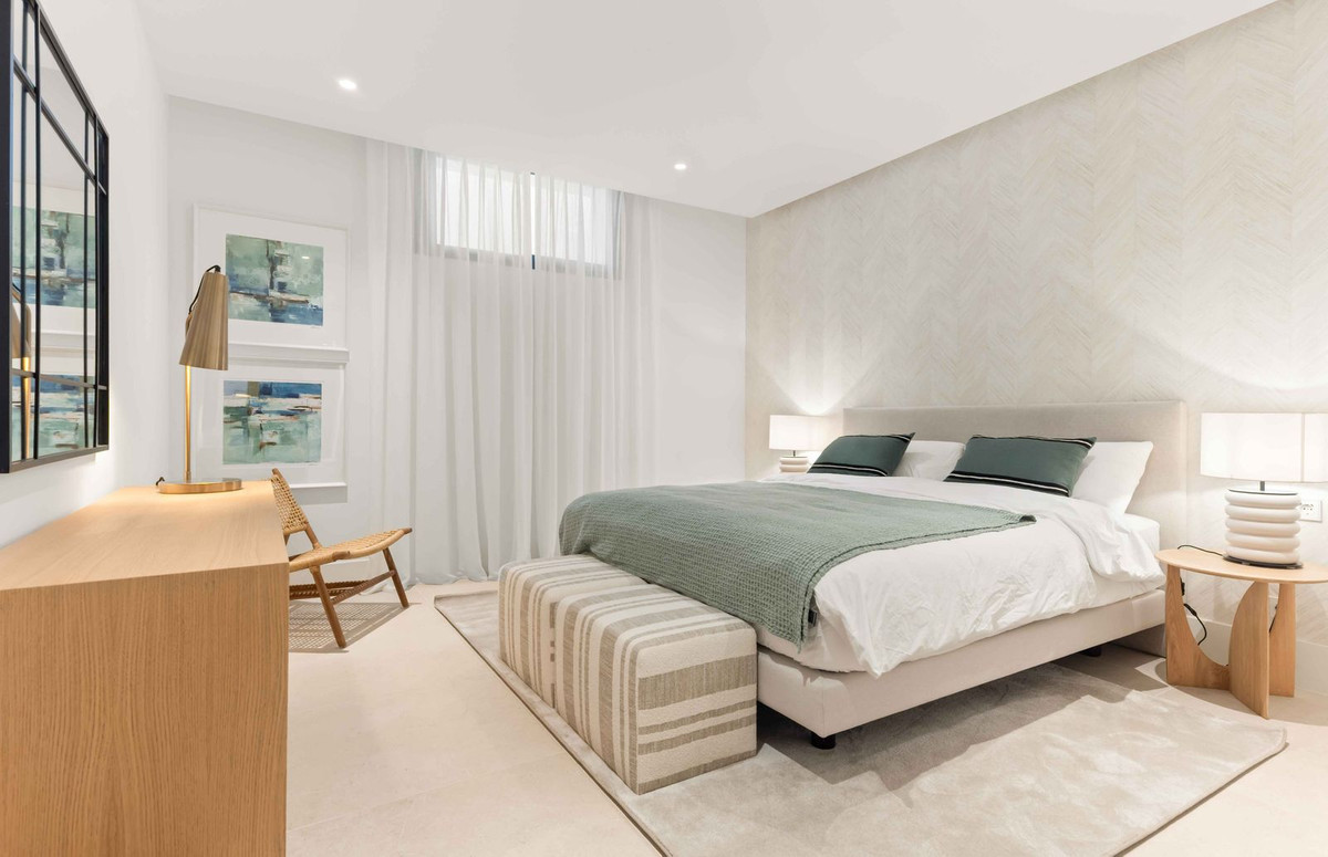 Se vende Villa - Chalet de 5 dormitorios en Costa Del Sol, Málaga, España