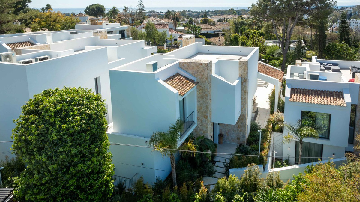 Se vende Villa - Chalet de 5 dormitorios en Costa Del Sol, Málaga, España