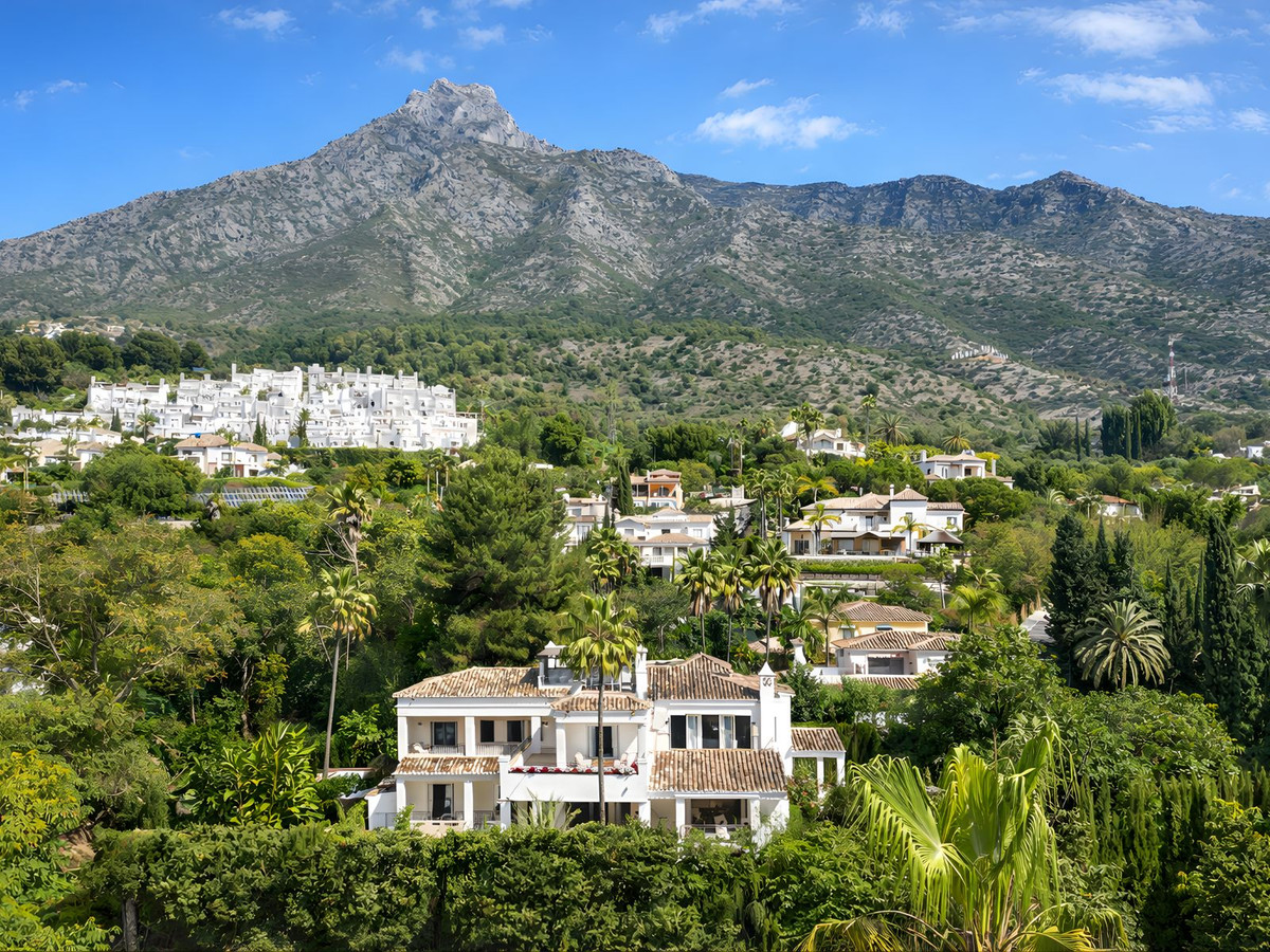 Se vende Villa - Chalet de 5 dormitorios en Costa Del Sol, Málaga, España