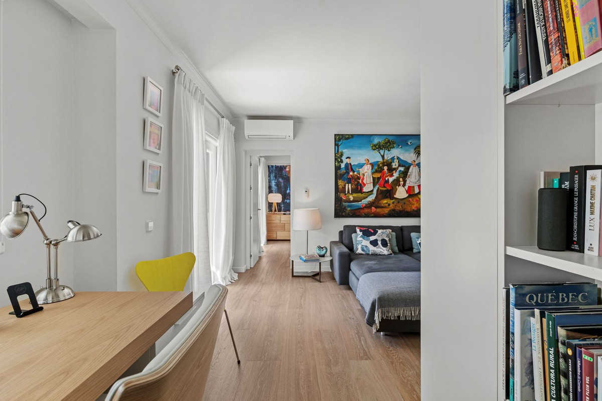 Se vende Villa - Chalet de 5 dormitorios en Costa Del Sol, Málaga, España
