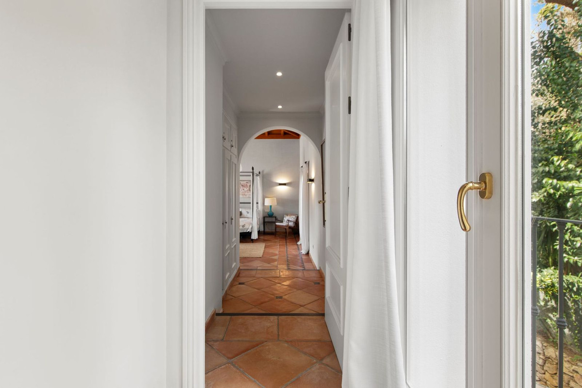Se vende Villa - Chalet de 5 dormitorios en Costa Del Sol, Málaga, España
