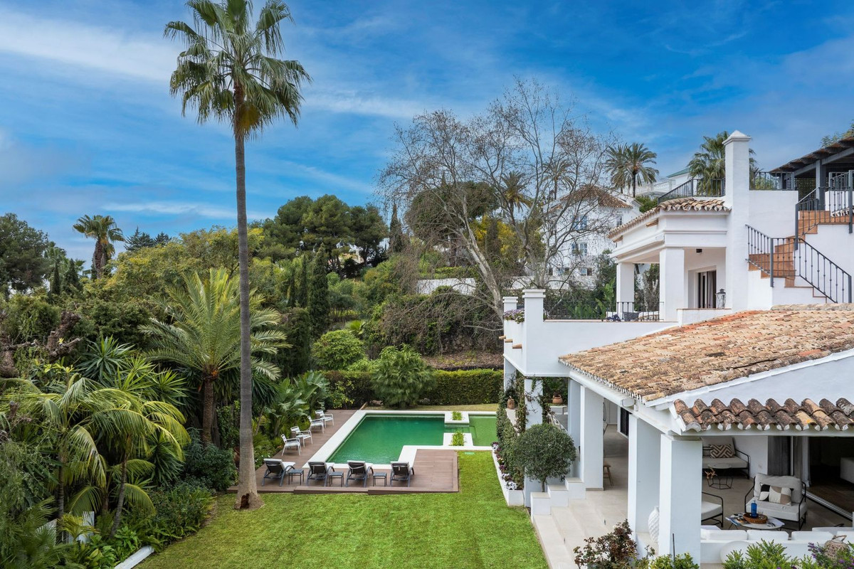Se vende Villa - Chalet de 5 dormitorios en Costa Del Sol, Málaga, España