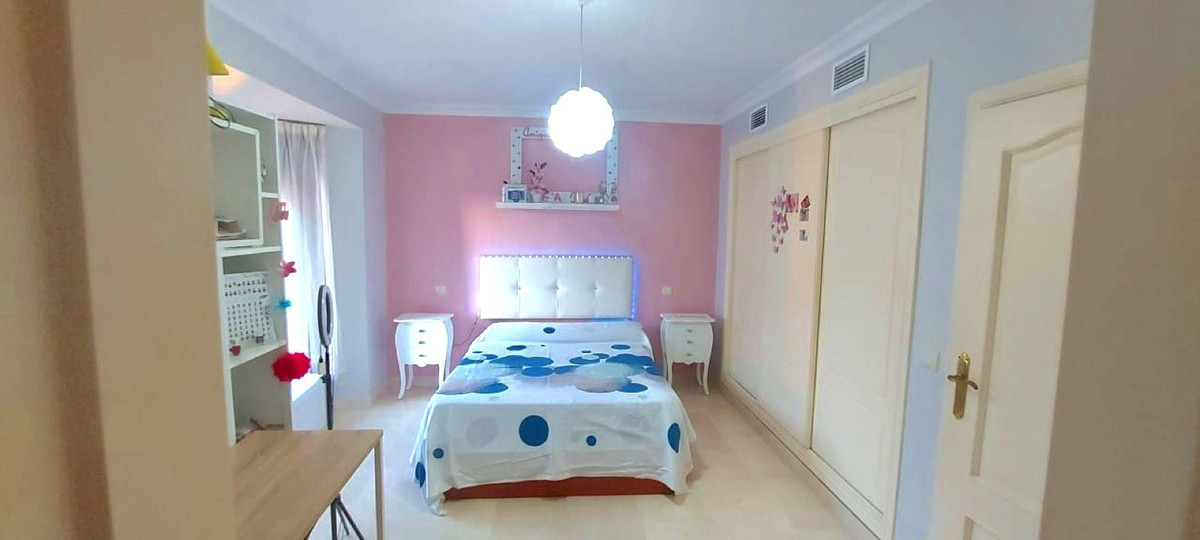 3 Bed Apartment for sale in Manilva Costa Del Sol, Málaga, Spain